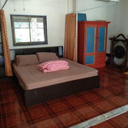 Beach House Taling Ngam  Bagian luar foto
